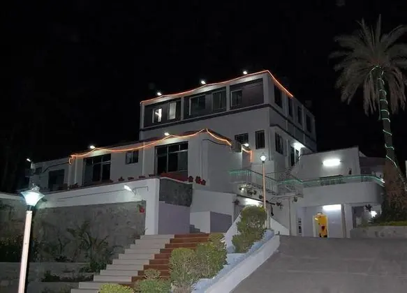 Hotel Karnavati