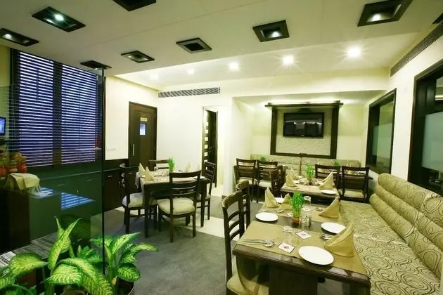 Karon Hotel - Lajpat Nagar - Yerinde Yemek