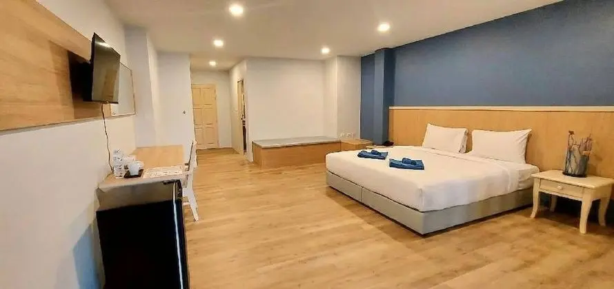 Karon Living Room