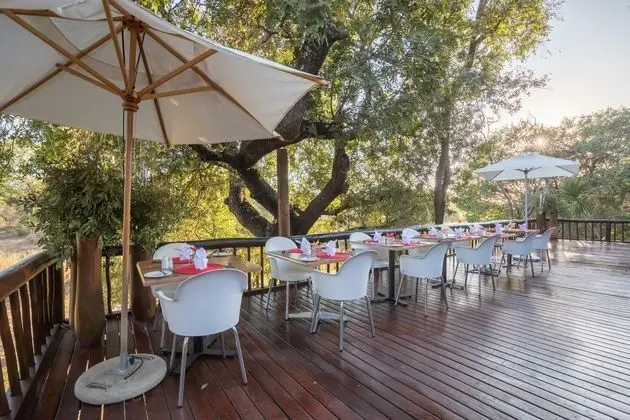 KARONGWE RIVER LODGE