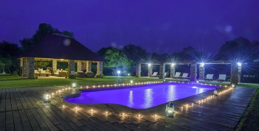 KARONGWE RIVER LODGE - Havuz