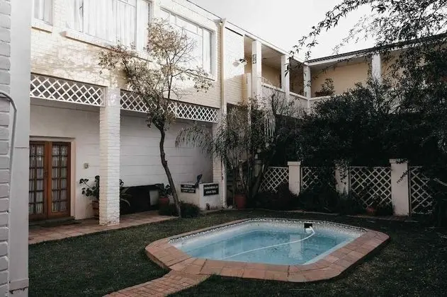 Karoo Country Inn Hotel - Havuz