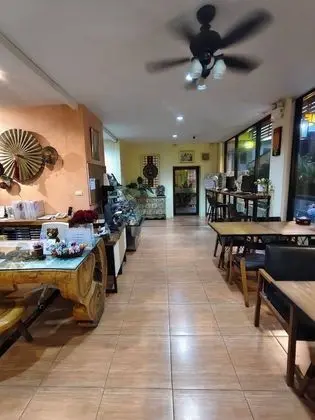 KAROU LOTUS BOUTIQUE HOTEL - Lobi