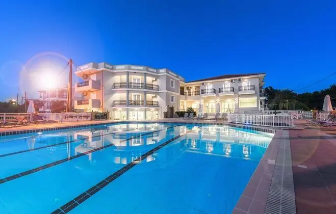 Karras Hotel - Öne Çıkan Resim