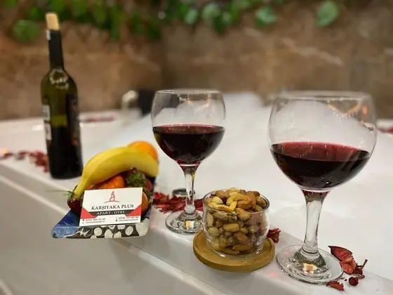 Karşıyaka Plus Apart Otel - Jakuzi