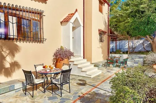 Villa Karteros with private pool - Dış Mekan