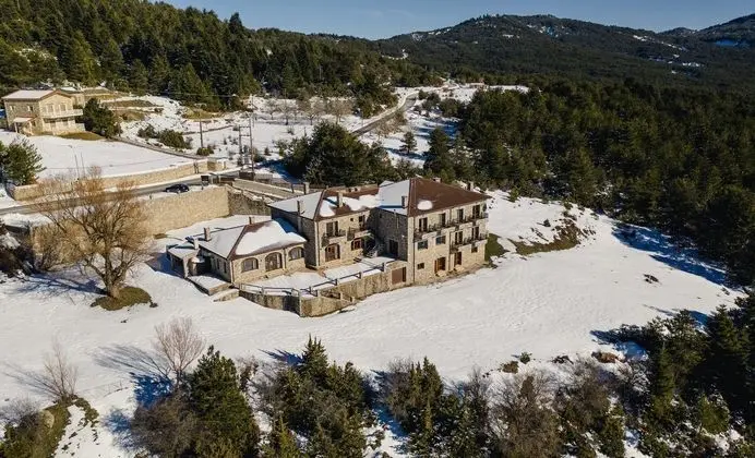 Karyatis Resort - Öne Çıkan Resim