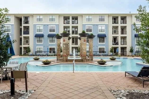 Kasa Frisco Bridges Dallas - Havuz