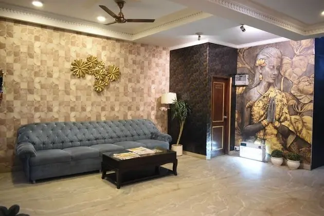 Hotel Kashish Plaza - Lobi