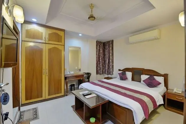 Kashish Residency - Premium Rooms