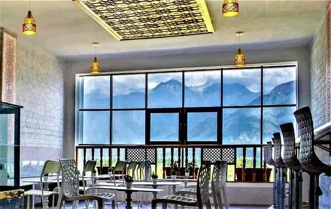 Kashmir Holiday Resort