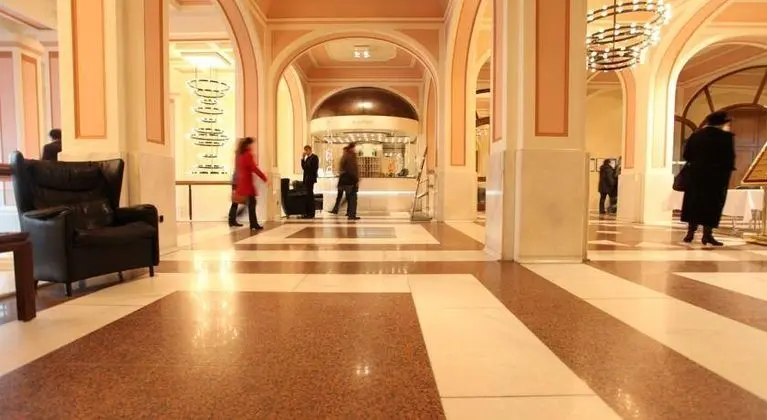Kasino Hotel Leverkusen - Genel