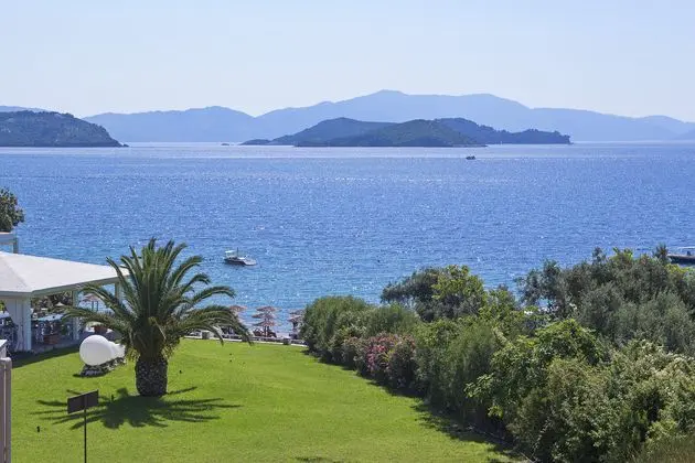 Kassandra Bay Resort