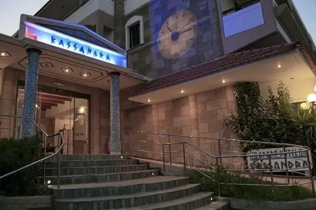 Kassandra Family Aparthotel & SPA