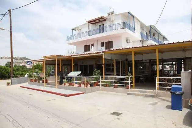 Kastelli Hotel - Dış Mekan