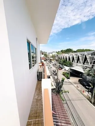 Kata Beachwalk Hotel and Bungalows - Dış Mekan