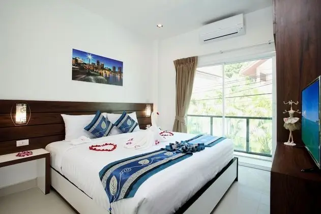 Kata Hill View Villas by Kata Sea View Villas - Oda