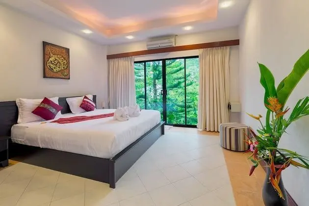 Kata Pool Apartments - Oda
