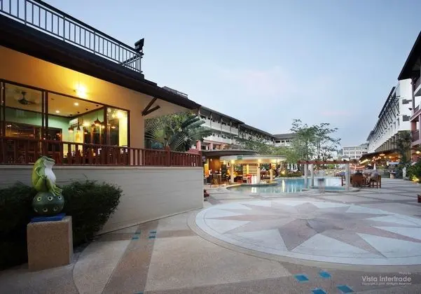 Kata Sea Breeze Resort - Dış Mekan