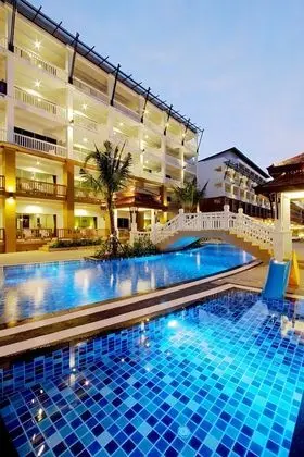 Kata Sea Breeze Resort - Havuz