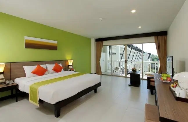 Kata Sea Breeze Resort - Oda