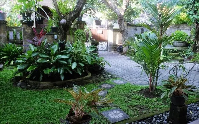 Katang-katang Guest House Bali - Dış Mekan