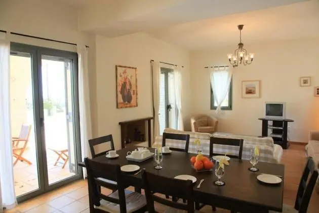 Villa Katerina Large Private Pool Walk to Beach Sea Views A C Wifi Car Not Required - 1021 - İç Mekan