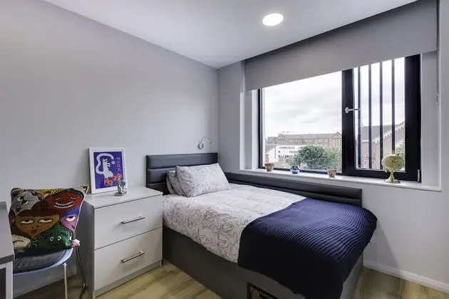 Kavanagh Court - Oda
