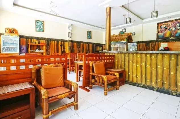 Kawali Homestay Kuta - Lobi