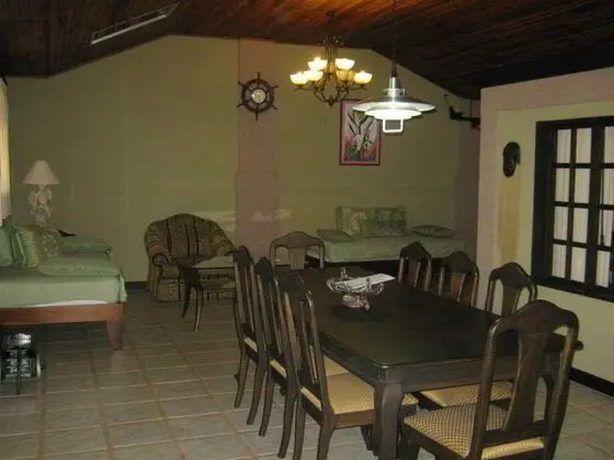 Kayak Lodge