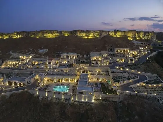 Kayakapı Premium Caves - Cappadocia - 10