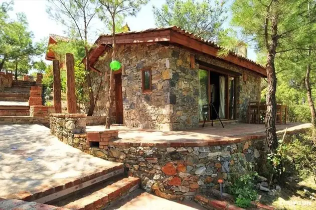 Kayserkaya Cottages & Camping