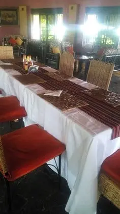 Kazinga channel lodge - Yerinde Yemek
