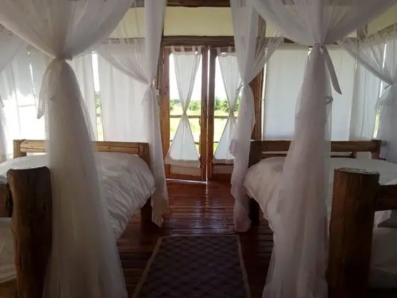 Kazinga Wilderness Safari Camp - Oda
