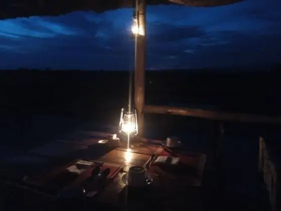 Kazinga Wilderness Safari Camp - Yerinde Yemek