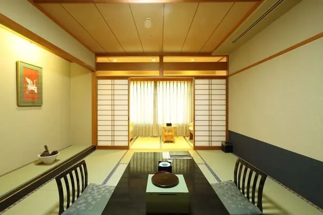 Kazokutosugosu Shirahamanoyado Yanagiya - Oda Düzeni
