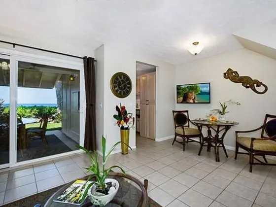 Keauhou Kona Surf & Racquet Club Townhouse #4 - Oda