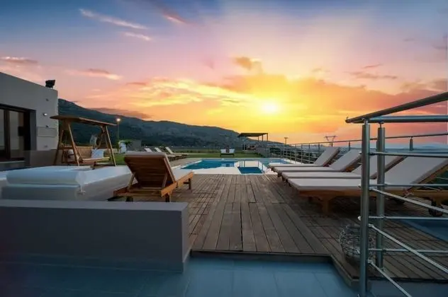 Villa Kedria with a panoramic ocean view - Havuz