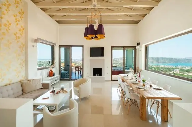 Villa Kedria with a panoramic ocean view - Lobi