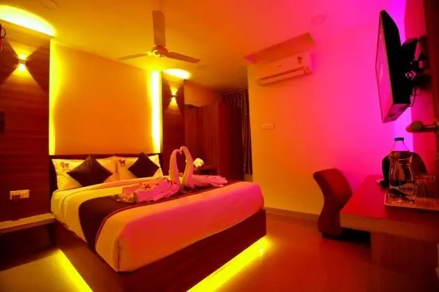 Hotel Kek Grand Park - Oda