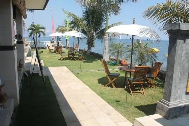 Kelapa Lovina Beach Villa - Dış Mekan