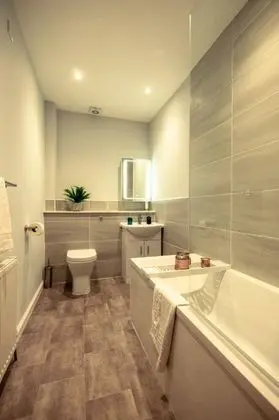 Kellas Cottage - Newly Refurbished 2 Bed Cottage w Private Parking - Oda