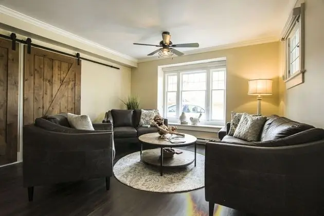Kelowna Bed and Breakfast - Lobi