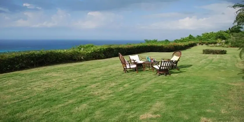 Kelso Villa, 4BR by Jamaican Treasures - Dış Mekan