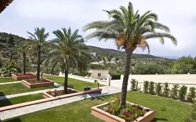 Kelyfos Hotel Bungalows and Suites - Dış Mekan
