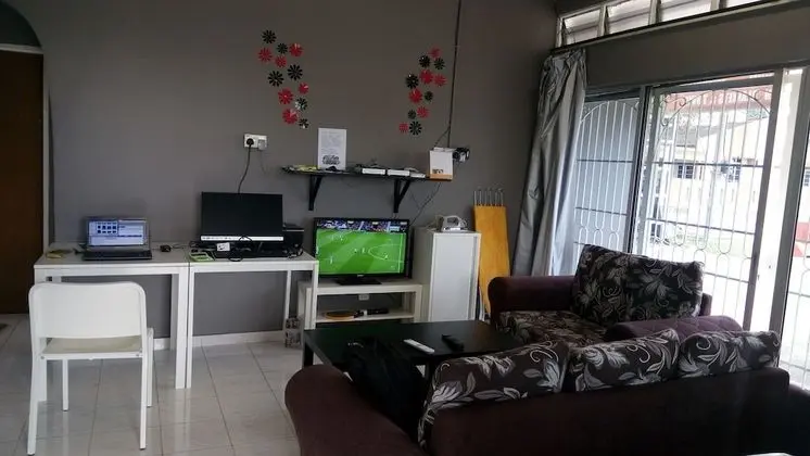 Kemaman Lodge & Cafe - Hostel - Lobi
