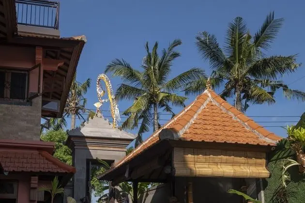 Kemangi Apartments and Yoga Space