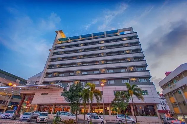 KEMENA PLAZA HOTEL