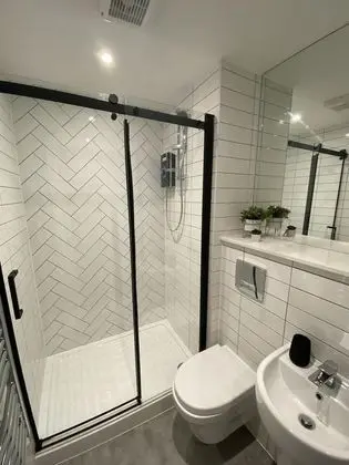 Kempston Suites Liverpool Apartment 1 - Banyo Tipleri