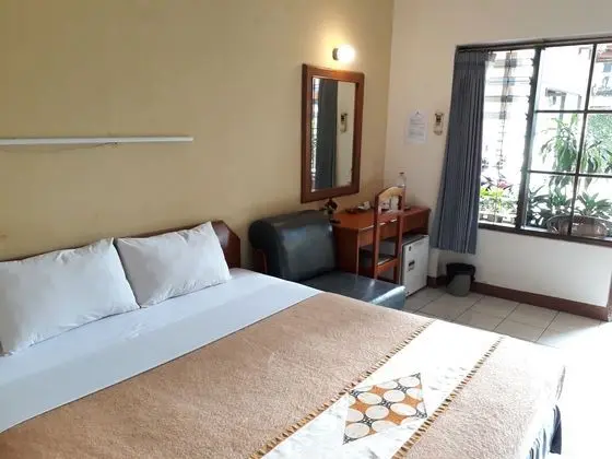 KENANGAN BANDUNG HOTEL